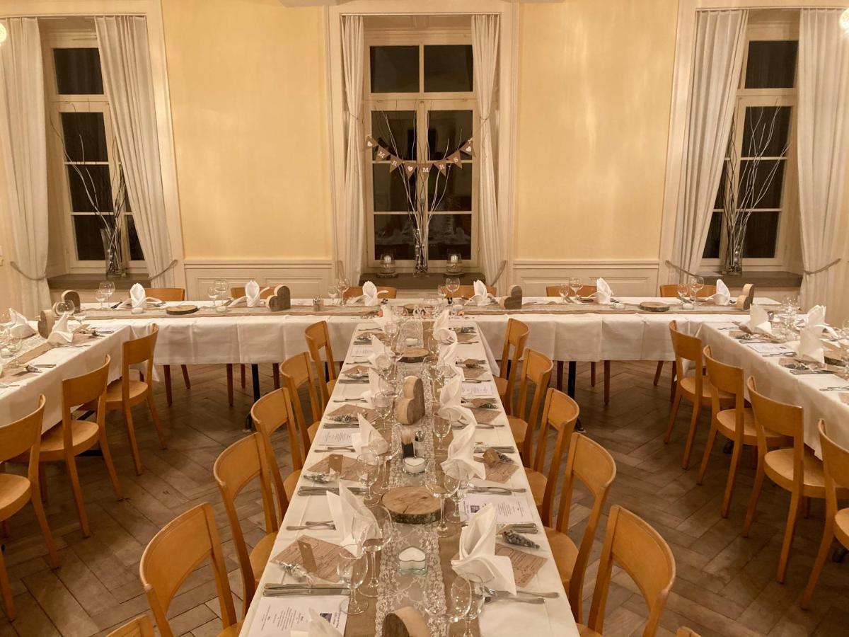 Hotel Restaurant Raben Linthal Exterior photo