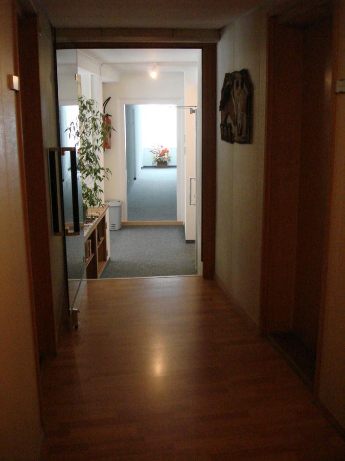 Hotel Restaurant Raben Linthal Exterior photo